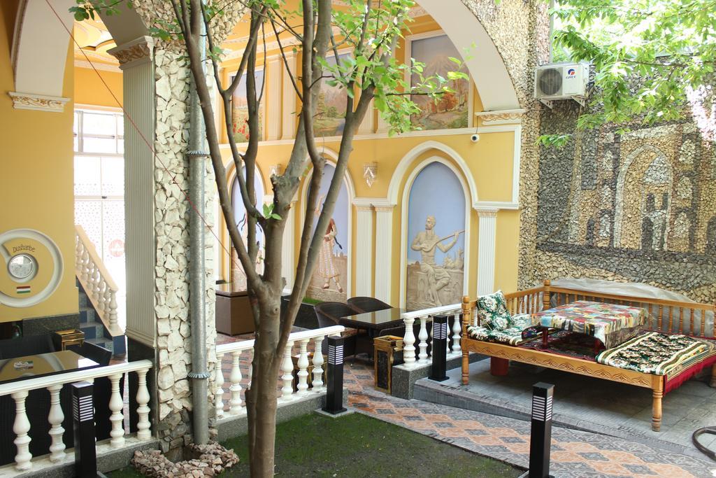 Atlas B&B Hotel ドゥシャンベ エクステリア 写真