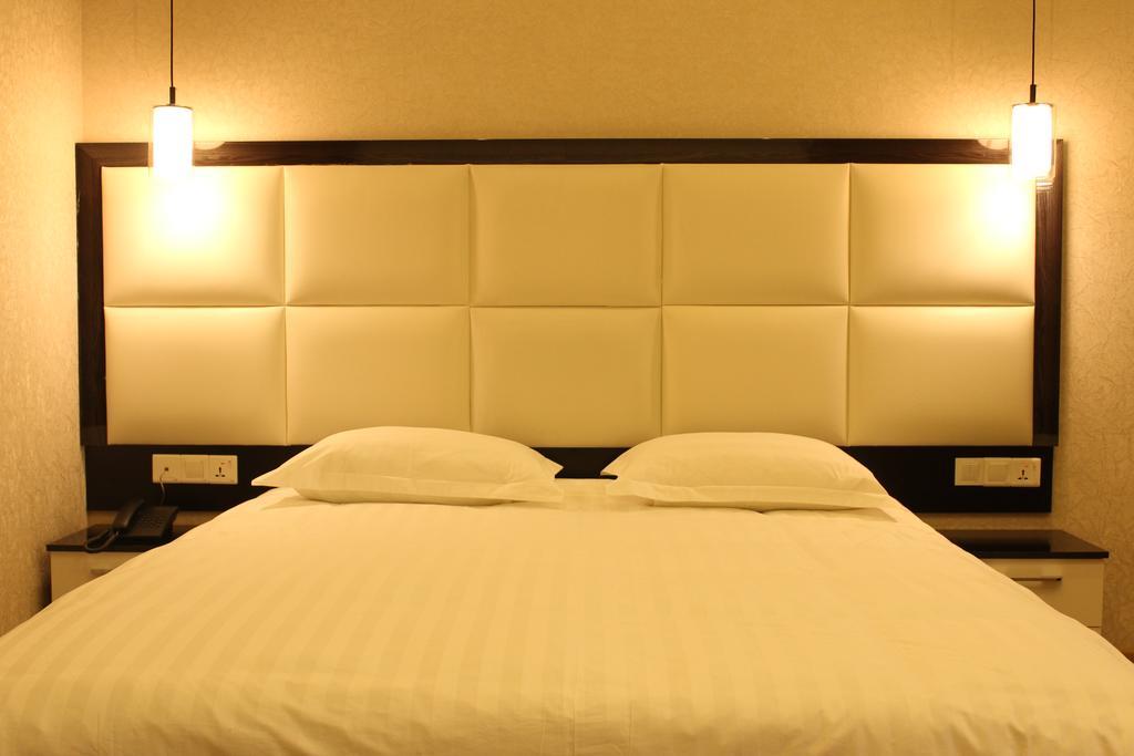 Atlas B&B Hotel ドゥシャンベ エクステリア 写真
